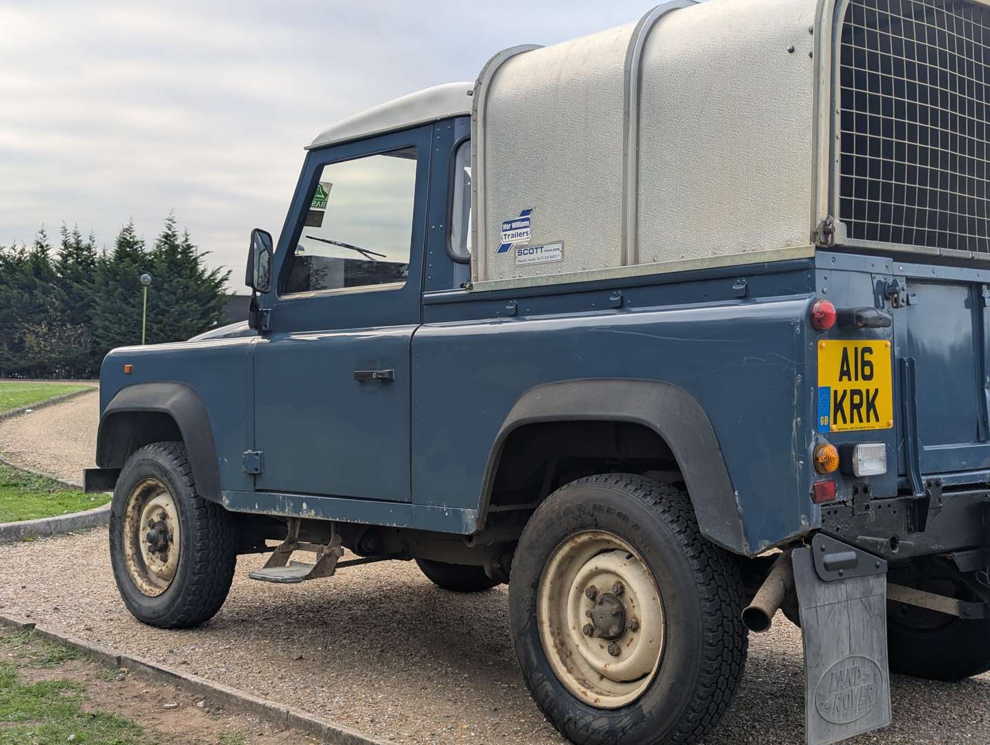 <p>1996 LAND ROVER DEFENDER 90 TDI</p>
