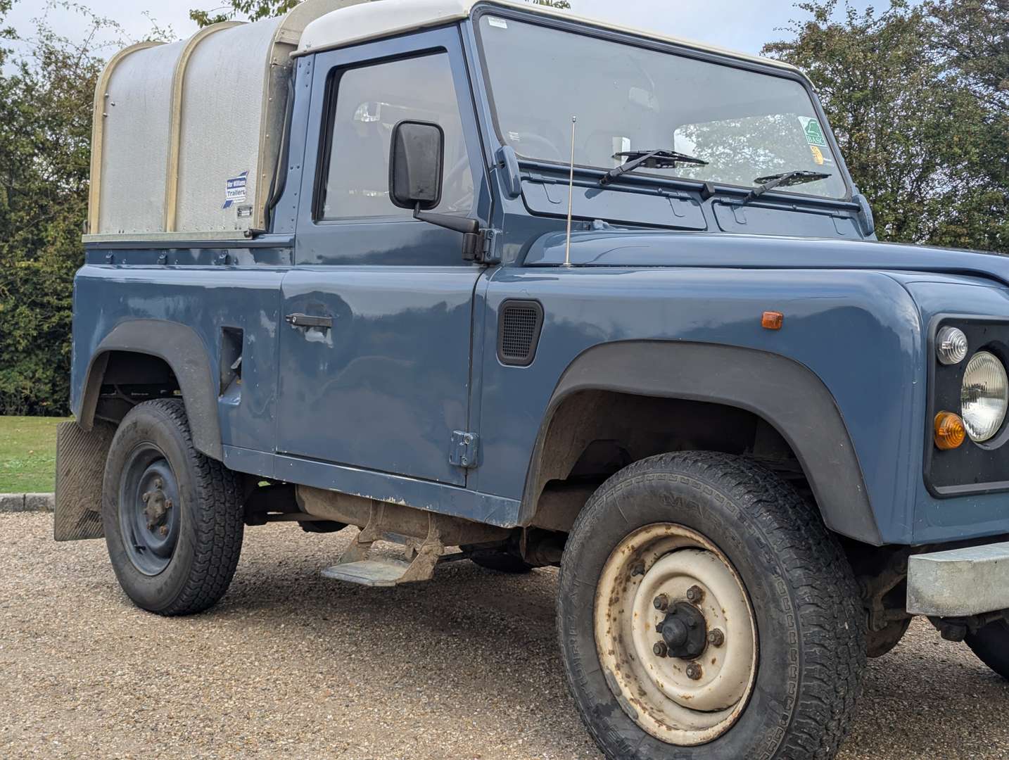<p>1996 LAND ROVER DEFENDER 90 TDI</p>