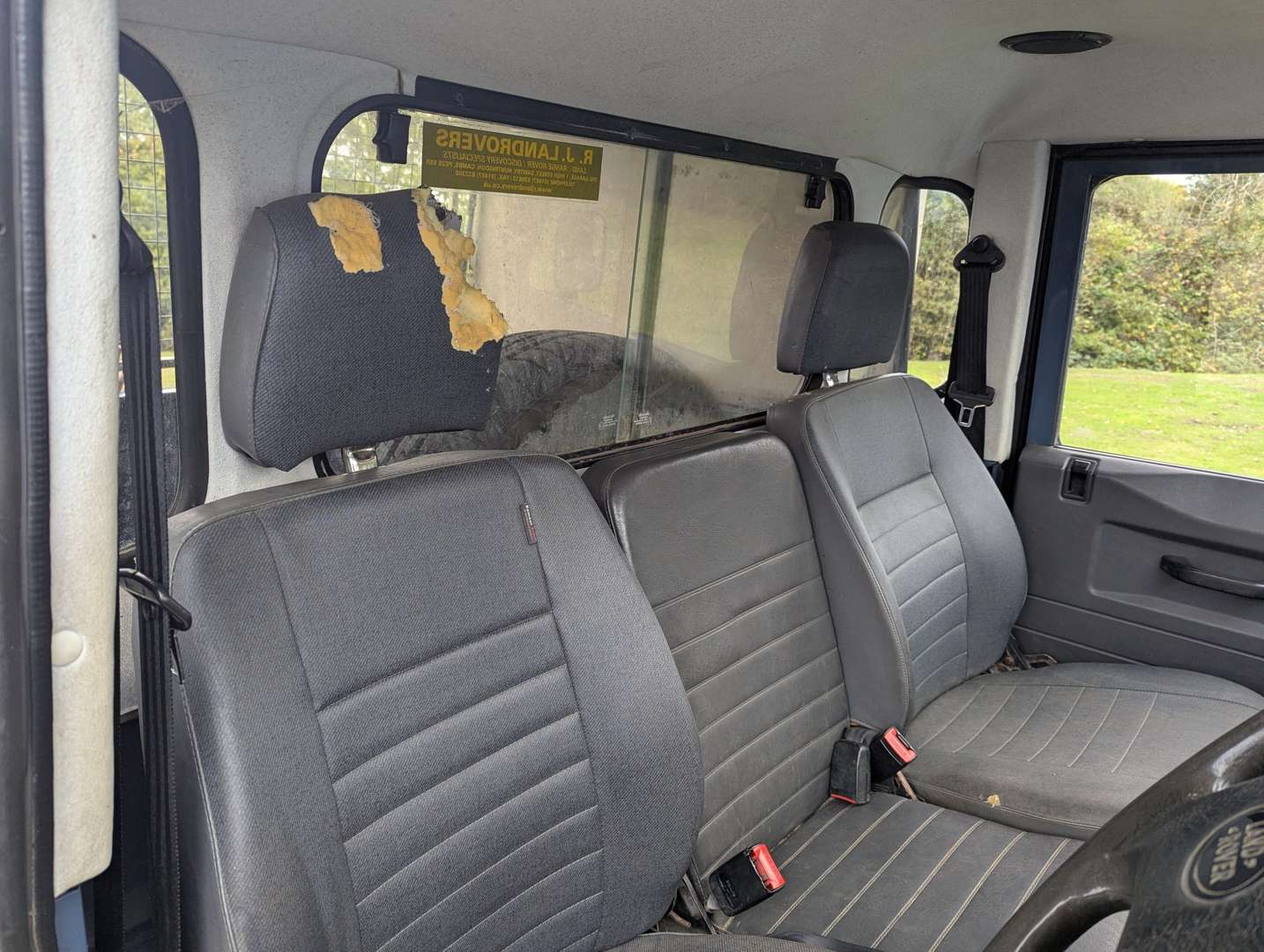 <p>1996 LAND ROVER DEFENDER 90 TDI</p>