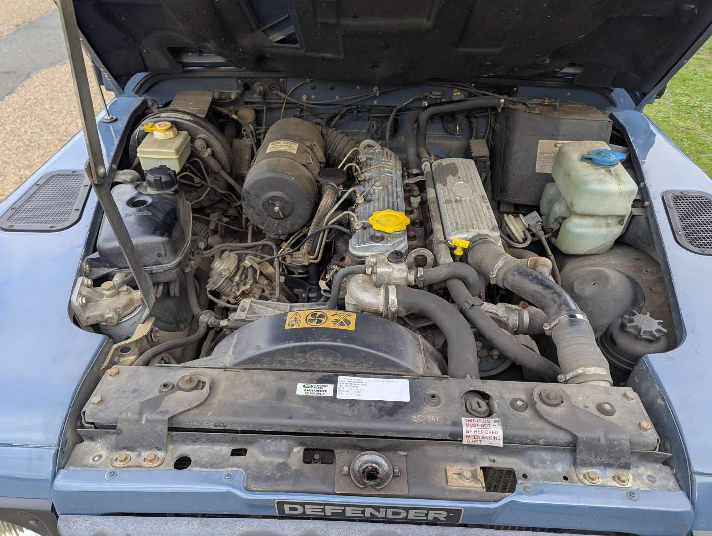 <p>1996 LAND ROVER DEFENDER 90 TDI</p>