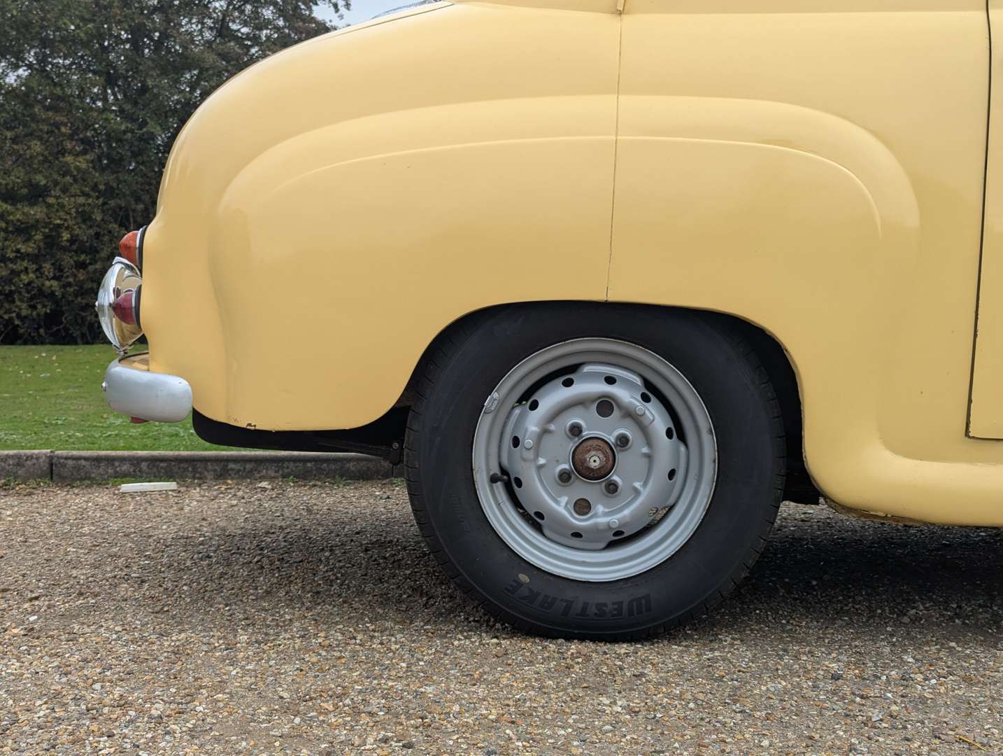 <p>1957 AUSTIN A35</p>