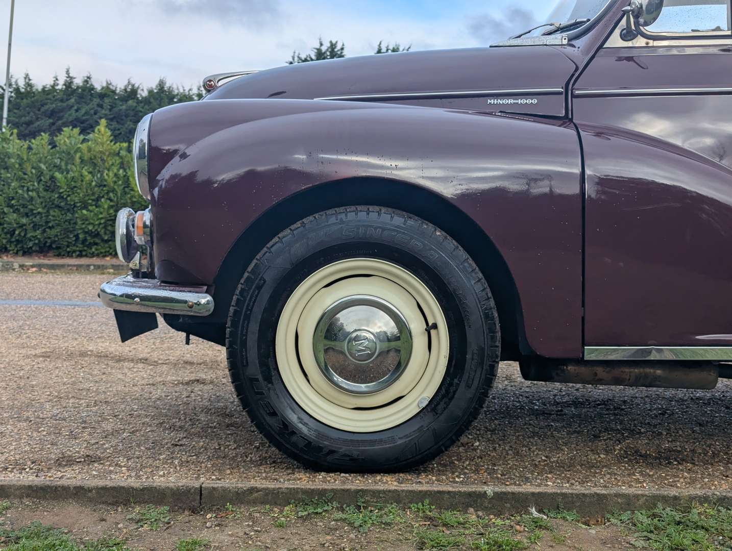 <p>1968 MORRIS MINOR 1000 TRAVELLER</p>