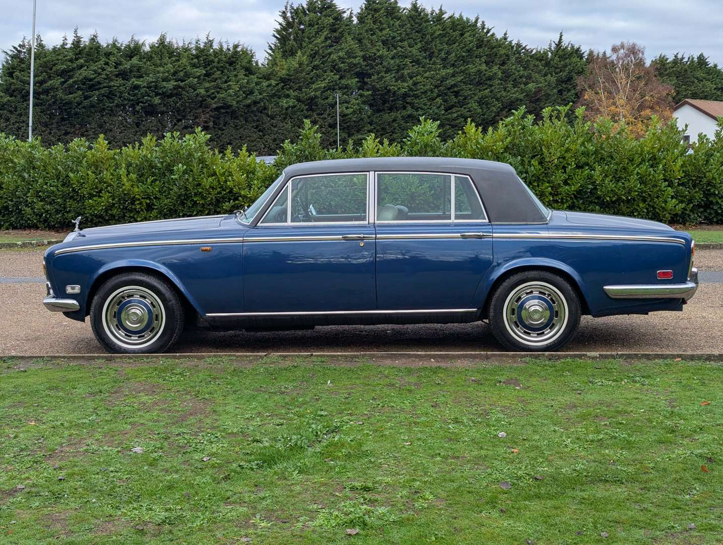 <p>1976 ROLLS ROYCE SILVER SHADOW I</p>