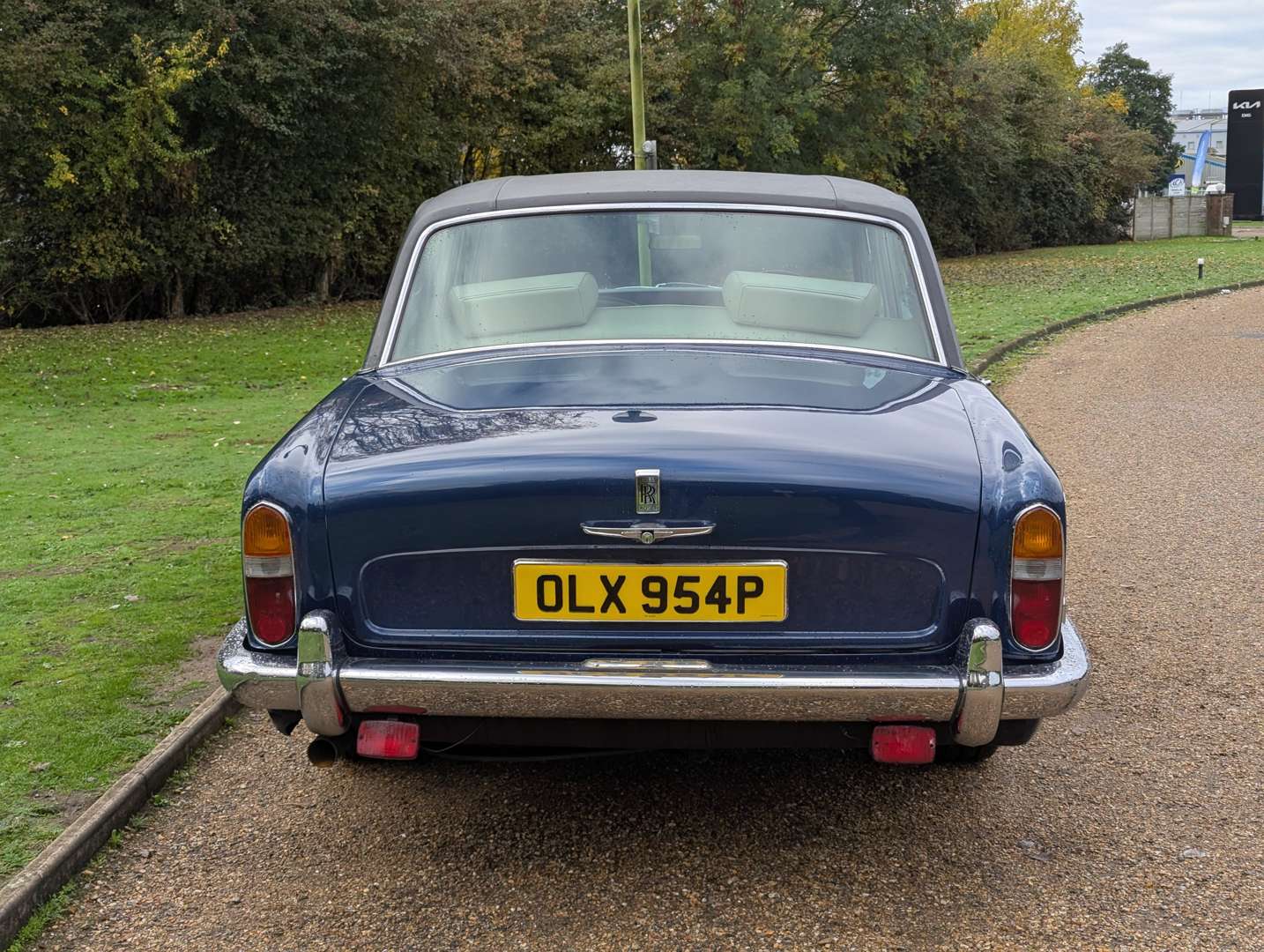 <p>1976 ROLLS ROYCE SILVER SHADOW I</p>