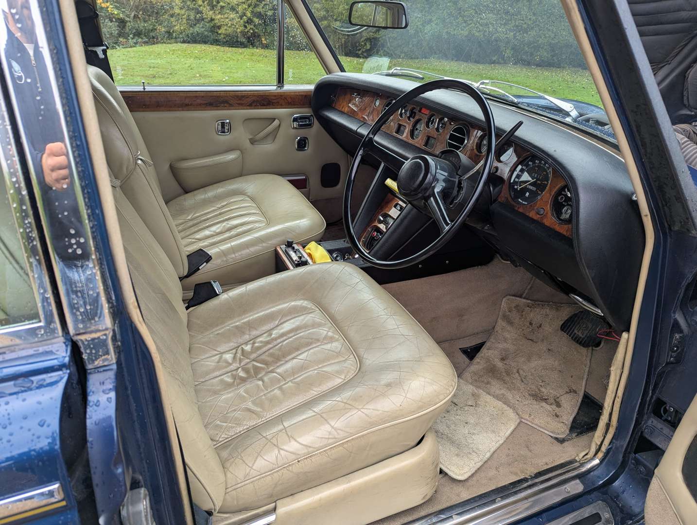 <p>1976 ROLLS ROYCE SILVER SHADOW I</p>