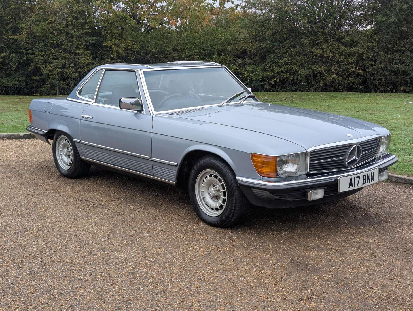 <p>1984 MERCEDES 280 SL AUTO</p>