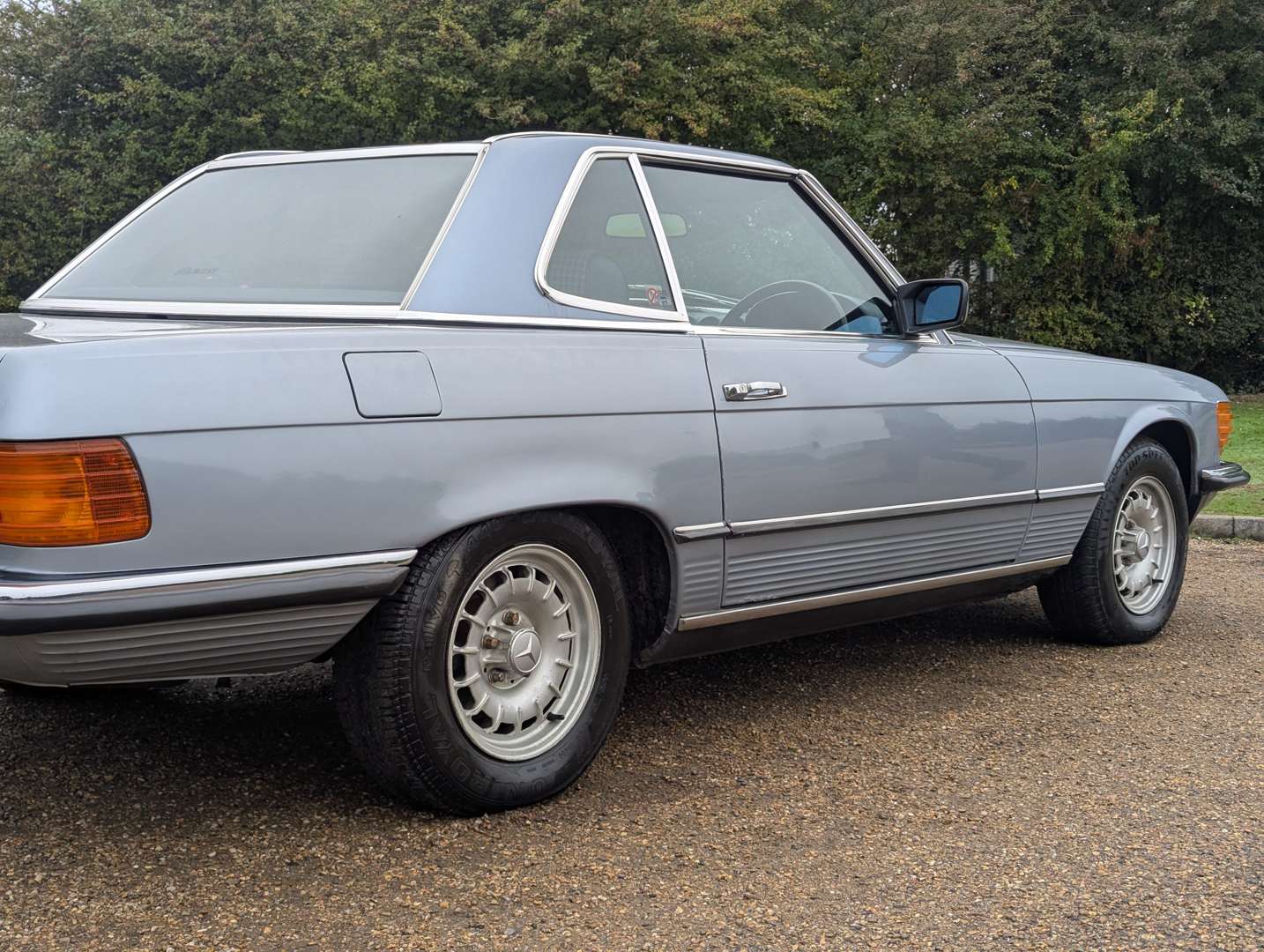 <p>1984 MERCEDES 280 SL AUTO</p>