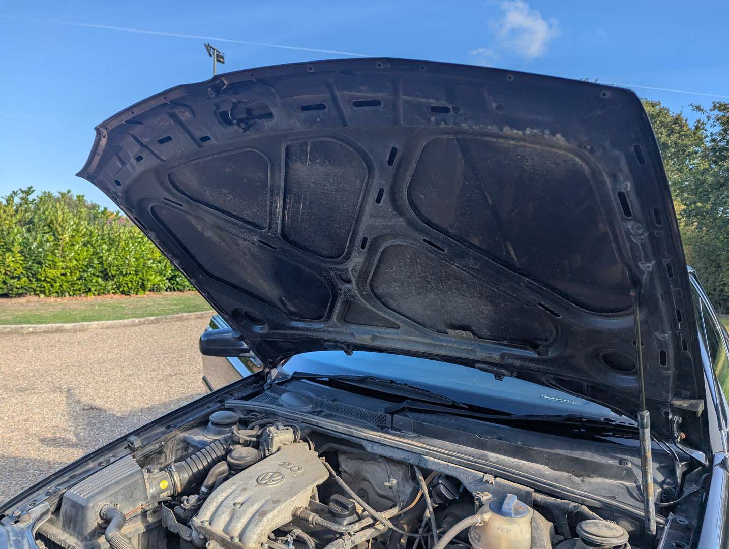 <p>2001 VW GOLF CABRIOLET SE</p>