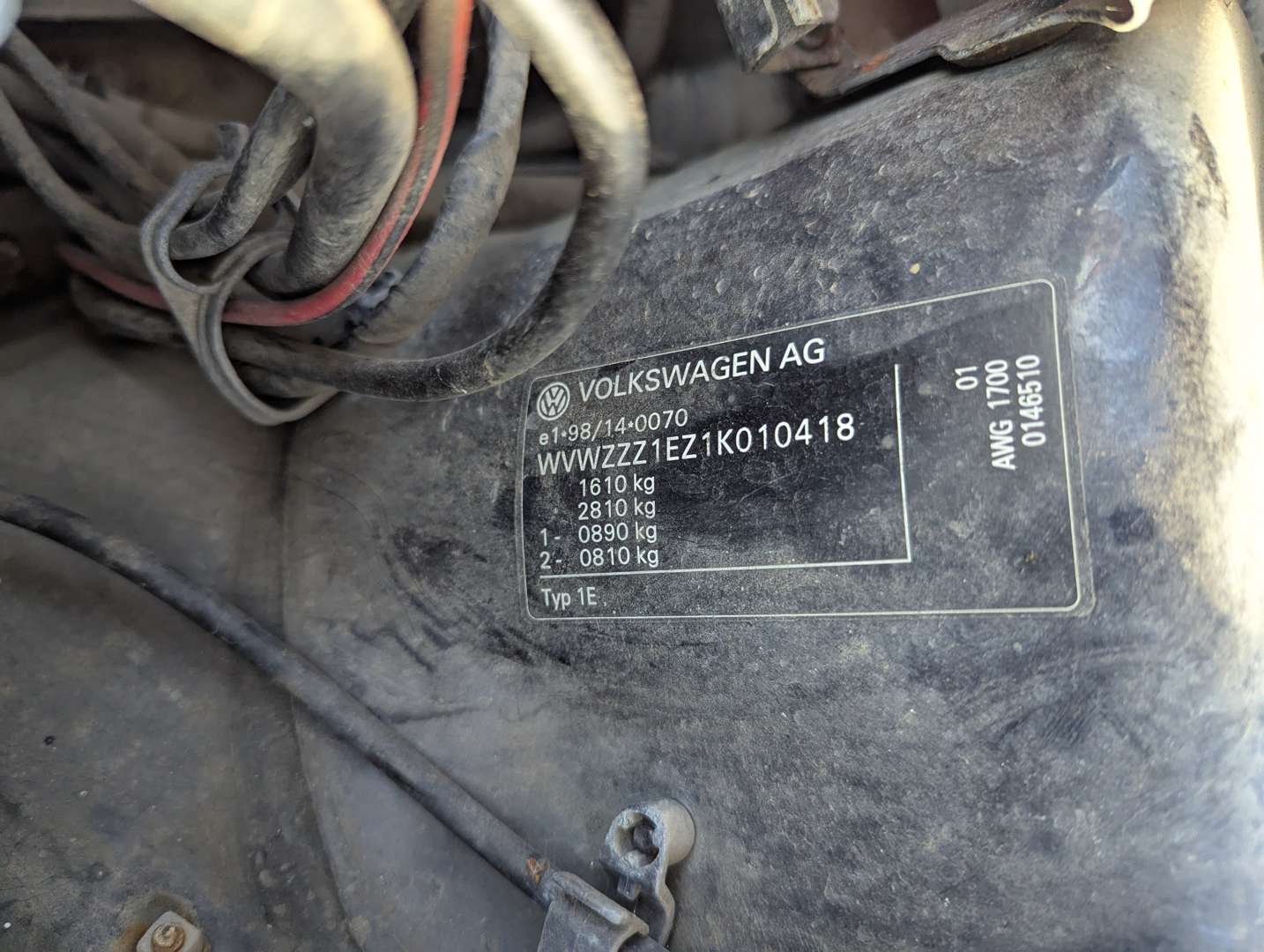 <p>2001 VW GOLF CABRIOLET SE</p>