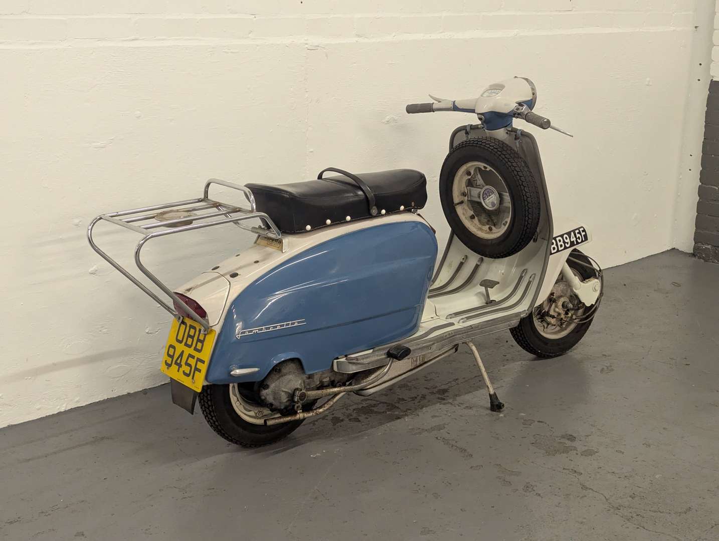 <p>1967 LAMBRETTA LI150</p>
