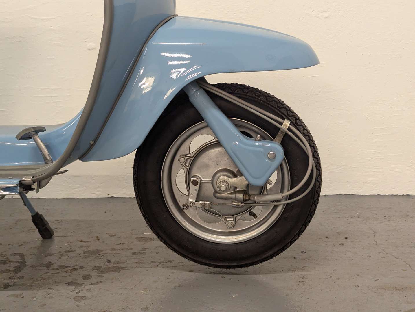 <p>1966 LAMBRETTA J50</p>