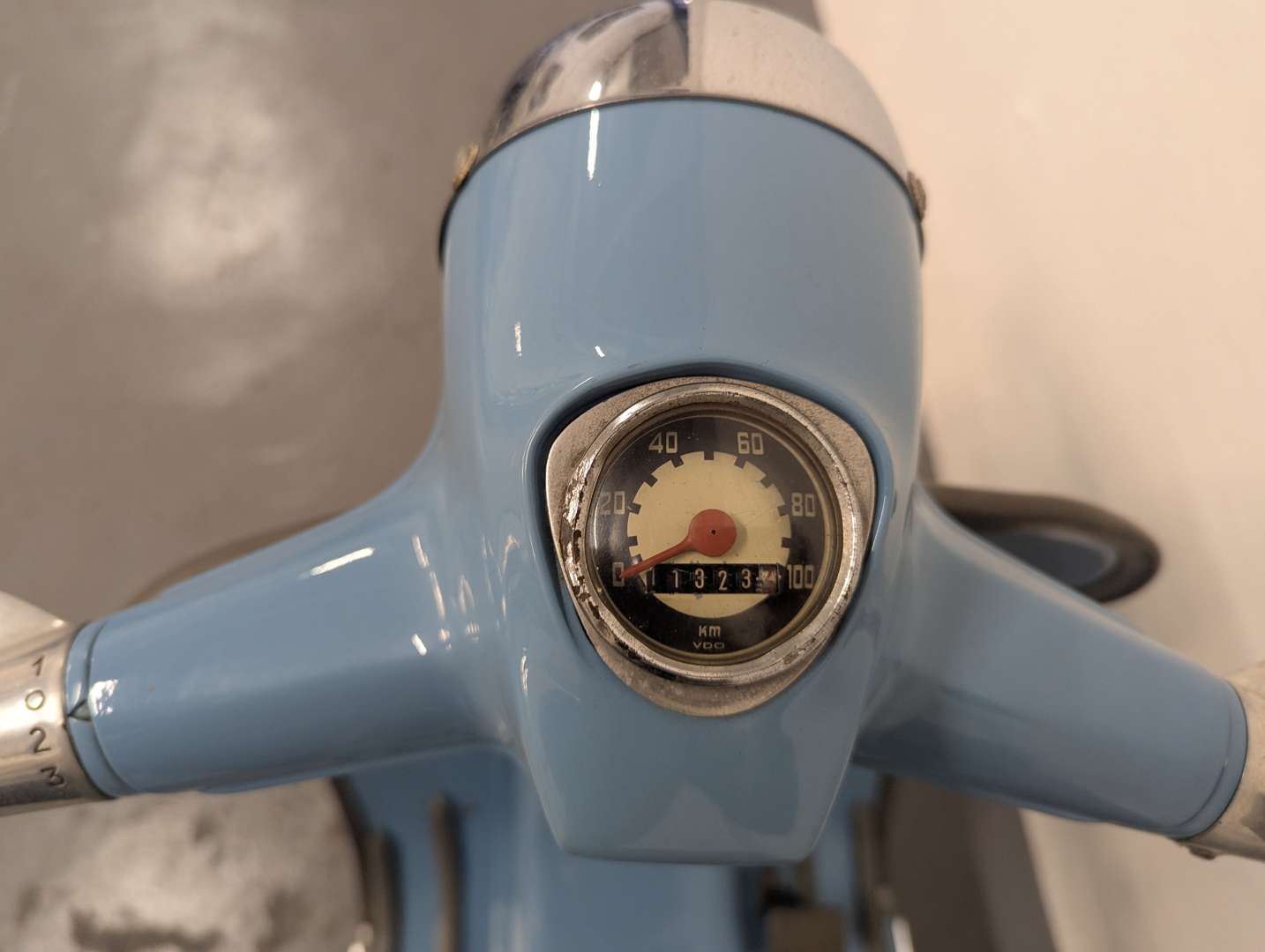 <p>1966 LAMBRETTA J50</p>