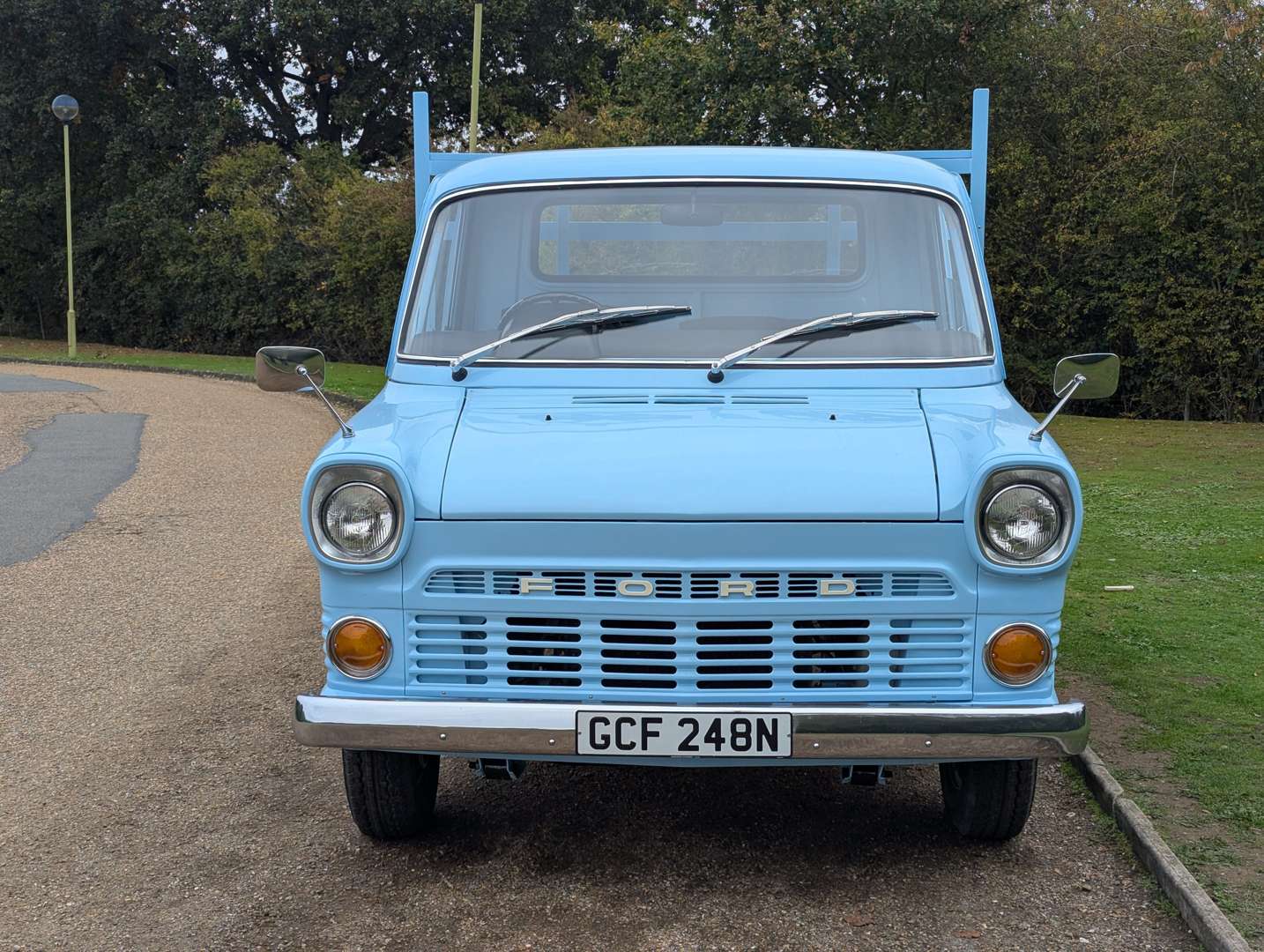 <p>1974 FORD TRANSIT MKI PICK-UP</p>
