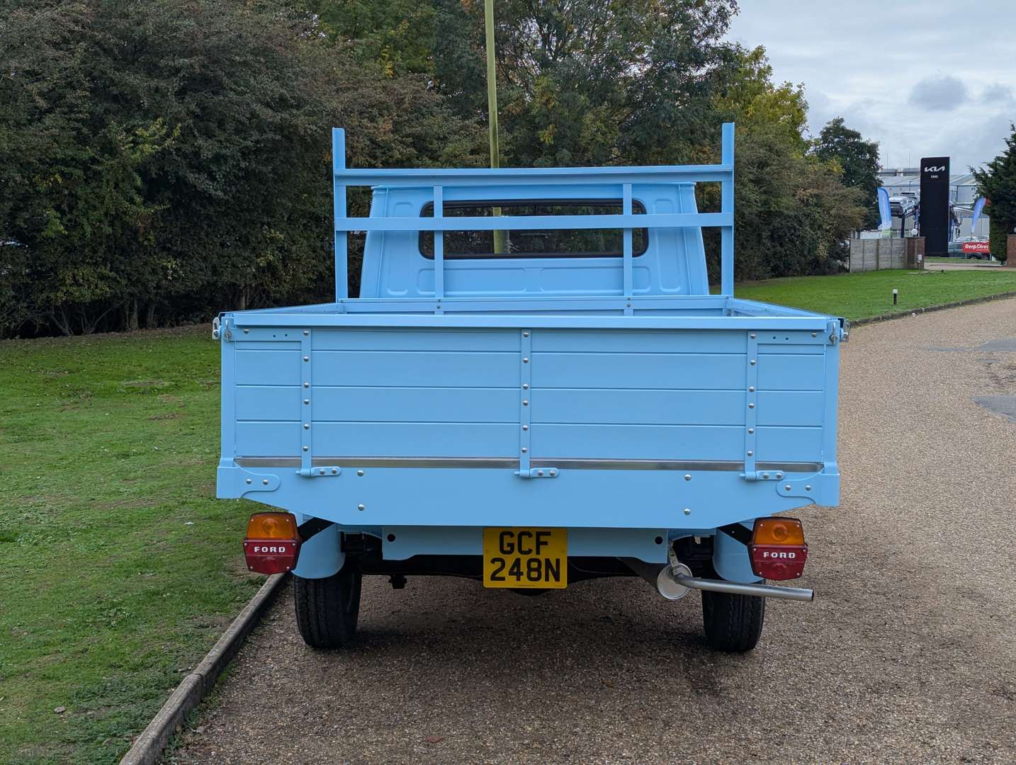 <p>1974 FORD TRANSIT MKI PICK-UP</p>