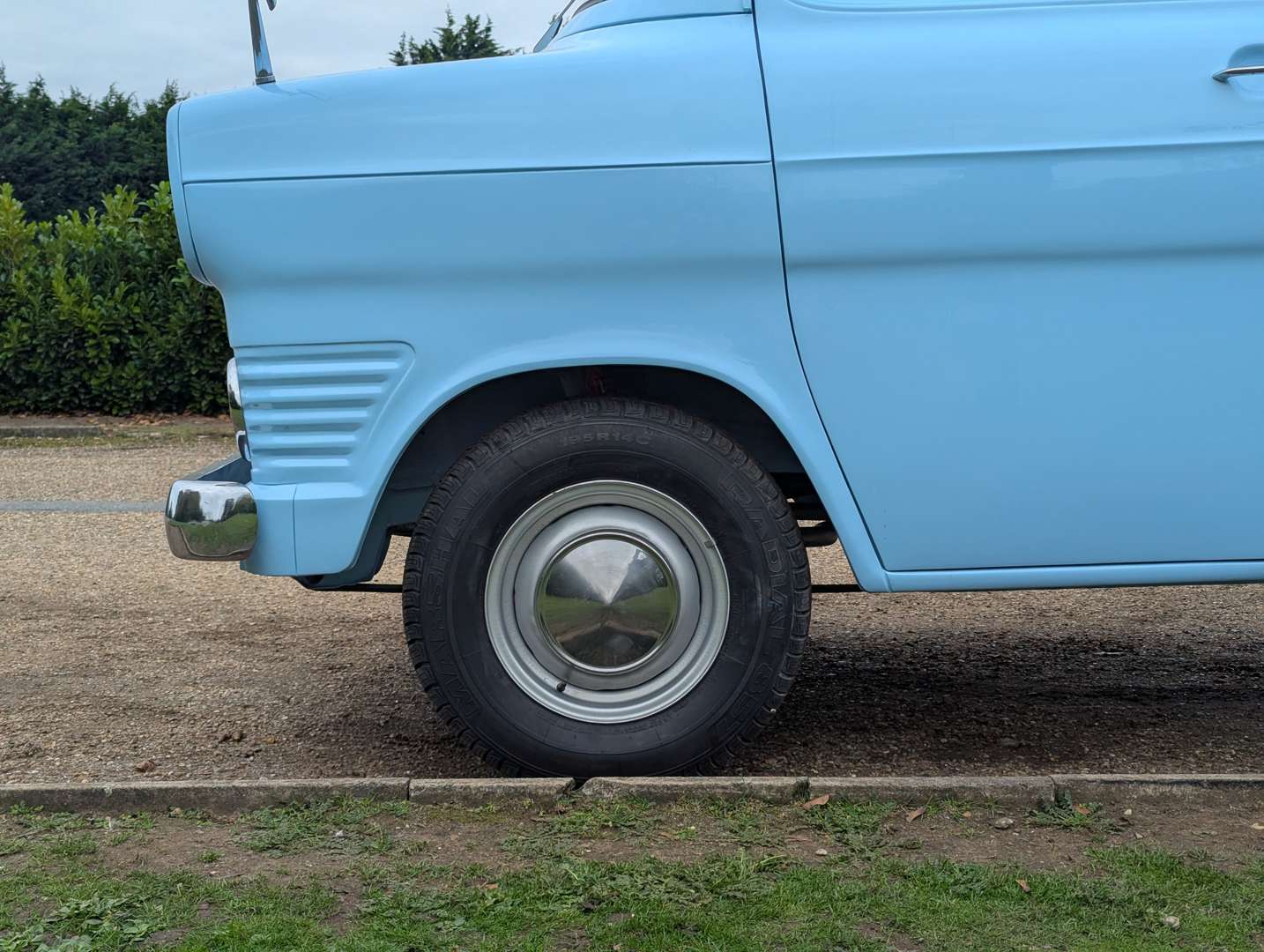 <p>1974 FORD TRANSIT MKI PICK-UP</p>