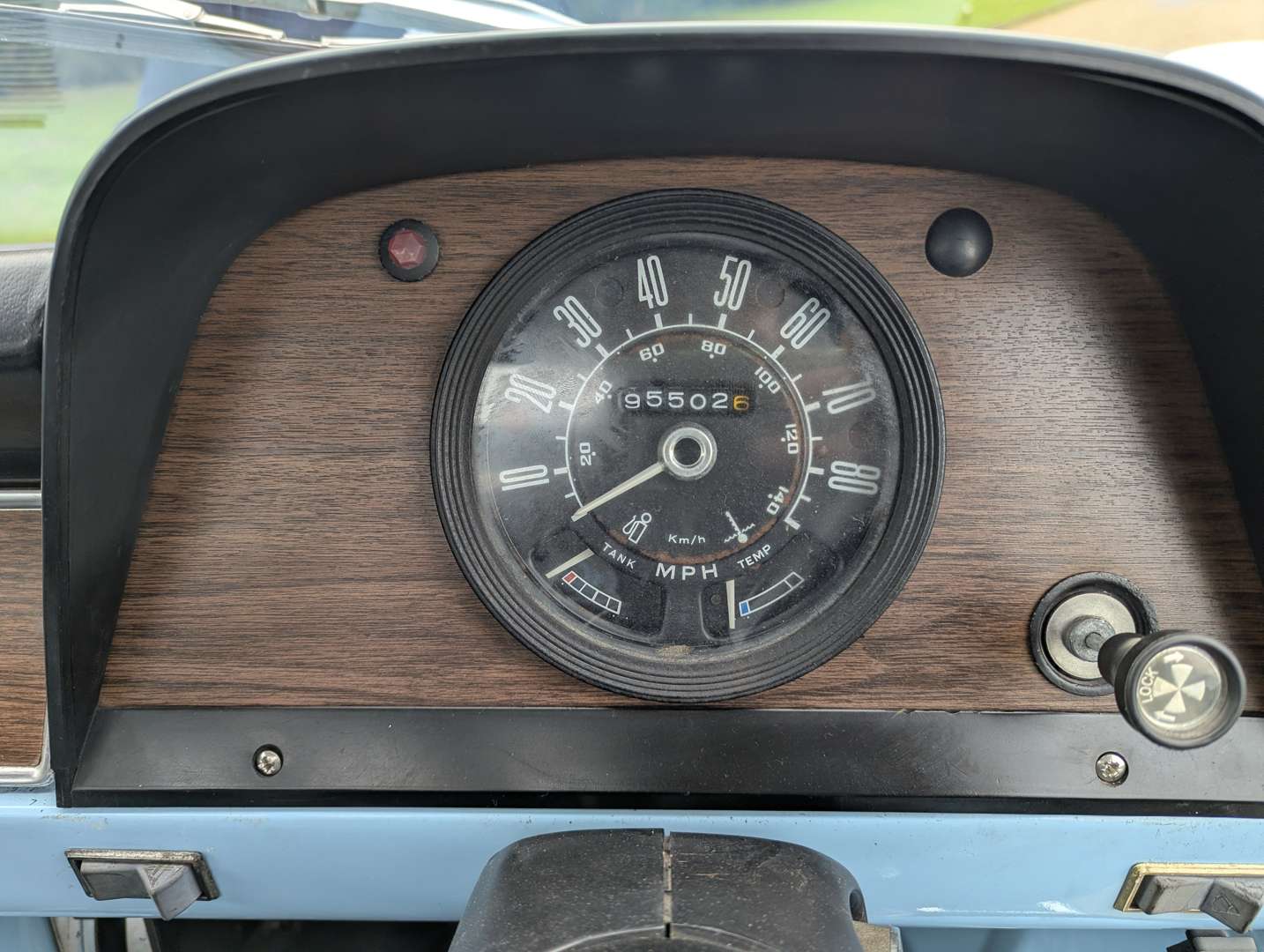 <p>1974 FORD TRANSIT MKI PICK-UP</p>