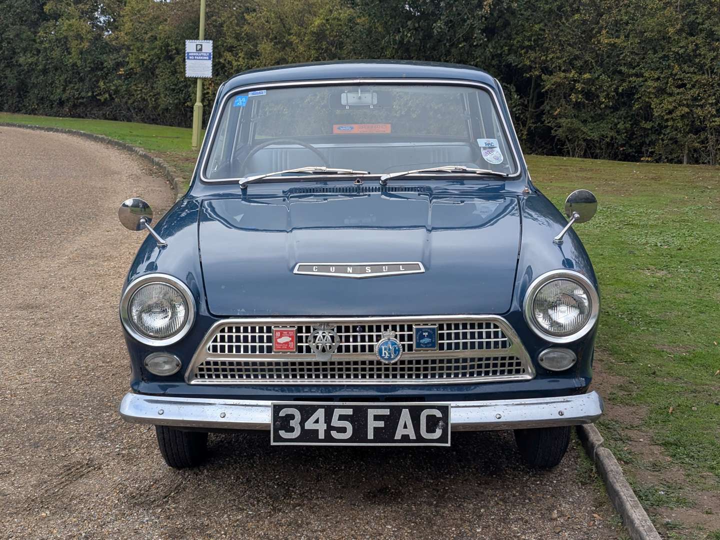 <p>1963 FORD CORTINA DE LUXE</p>