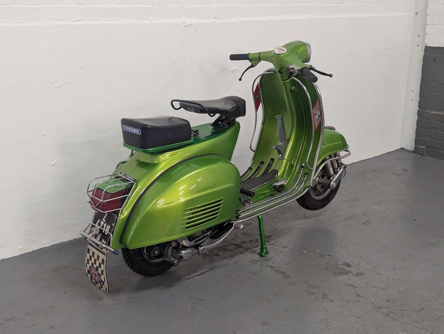 <p>1976 VESPA SUPER 150</p>