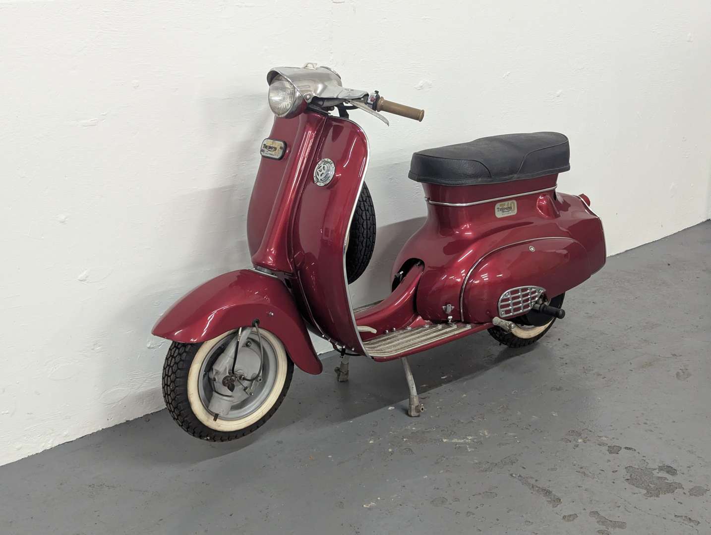 <p>1966 TRIUMPH T10 TINA</p>