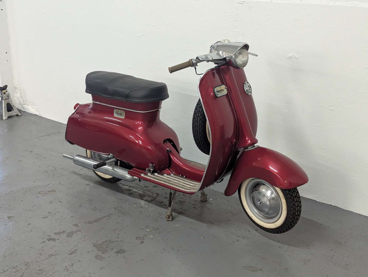 <p>1966 TRIUMPH T10 TINA</p>