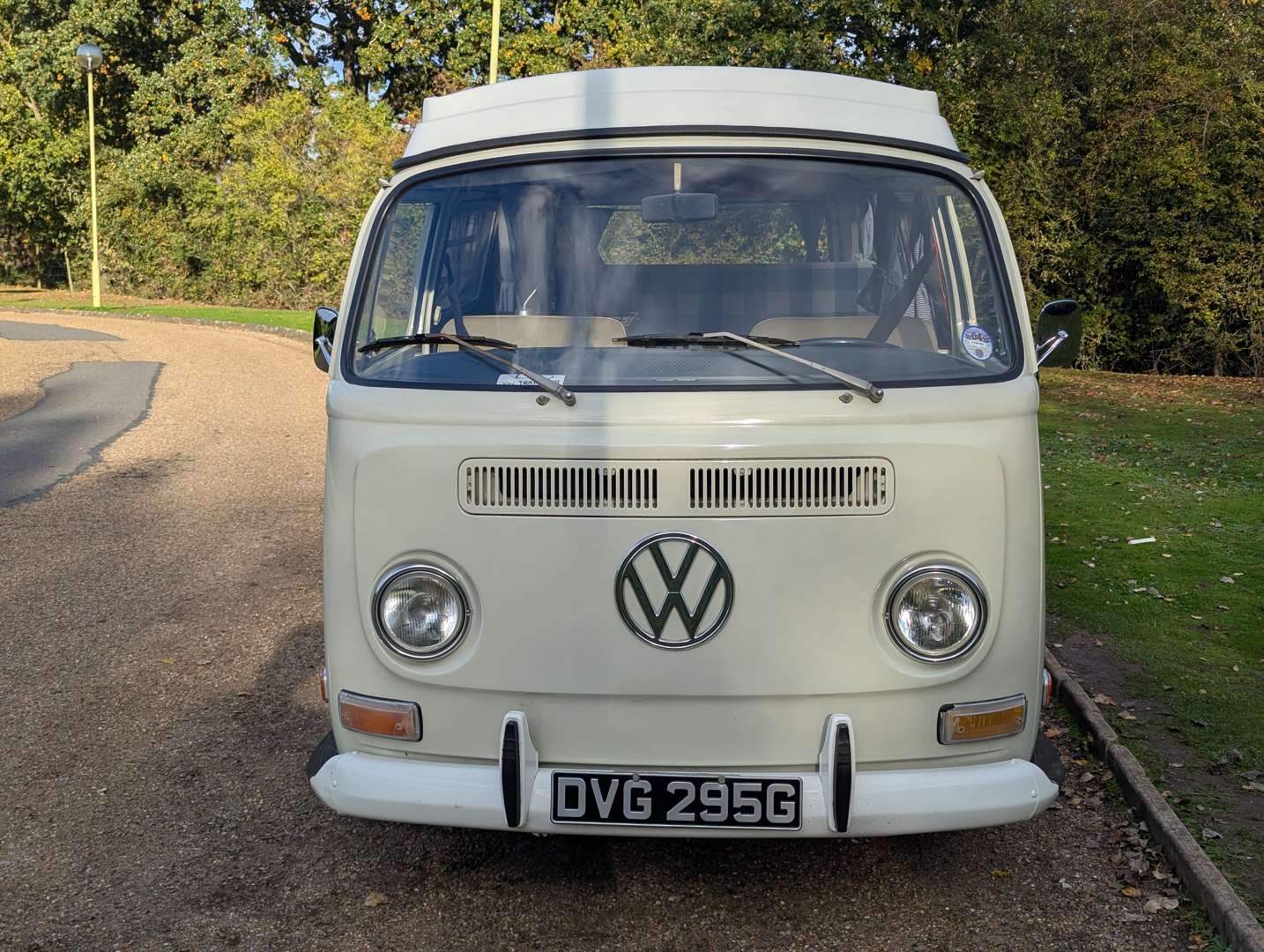 <p>1969 VW T2 WESTFALIA CAMPERVAN LHD</p>