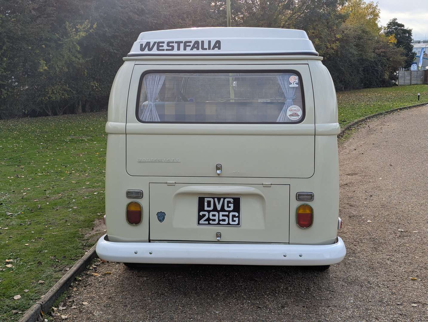<p>1969 VW T2 WESTFALIA CAMPERVAN LHD</p>