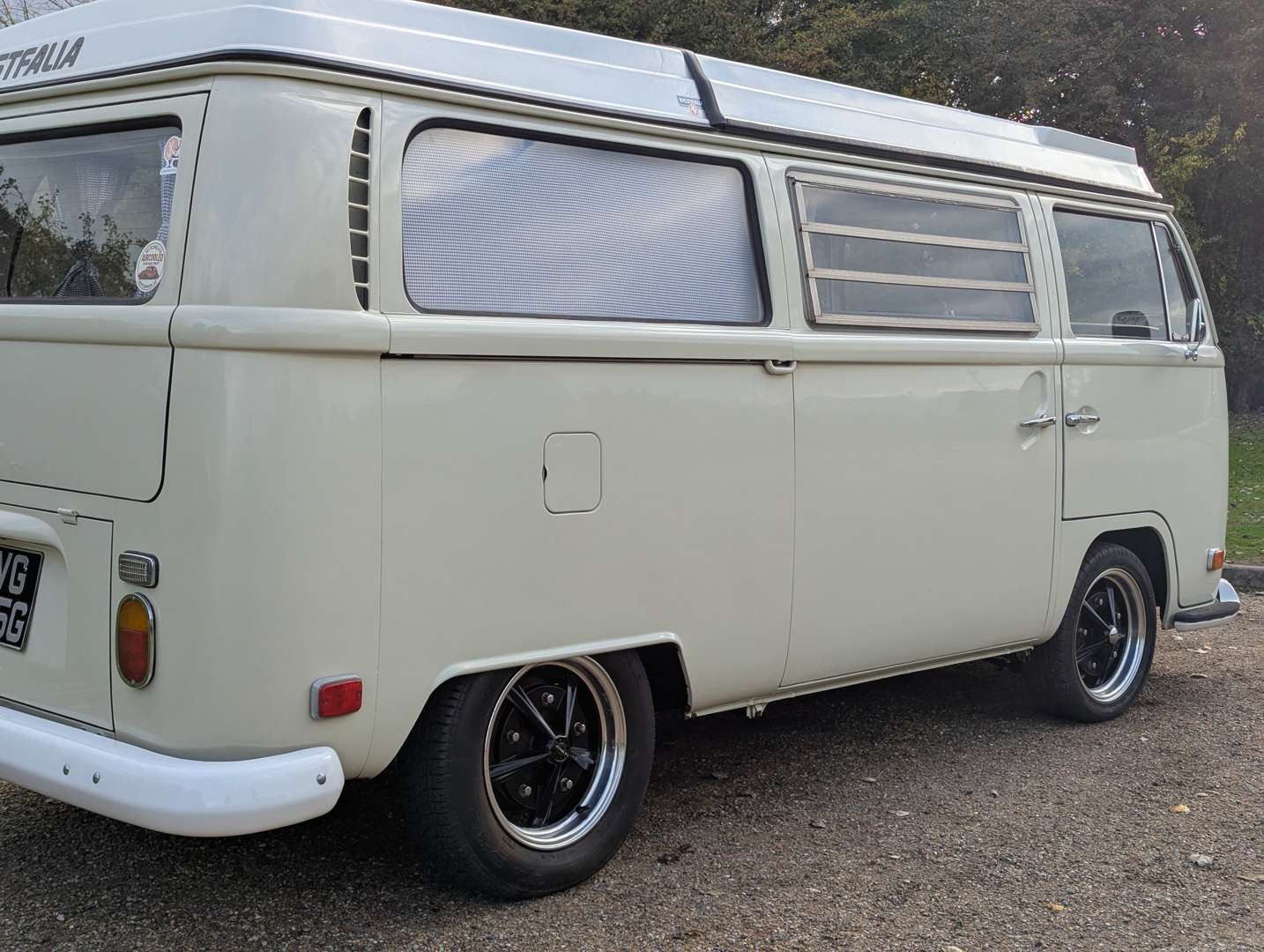 <p>1969 VW T2 WESTFALIA CAMPERVAN LHD</p>
