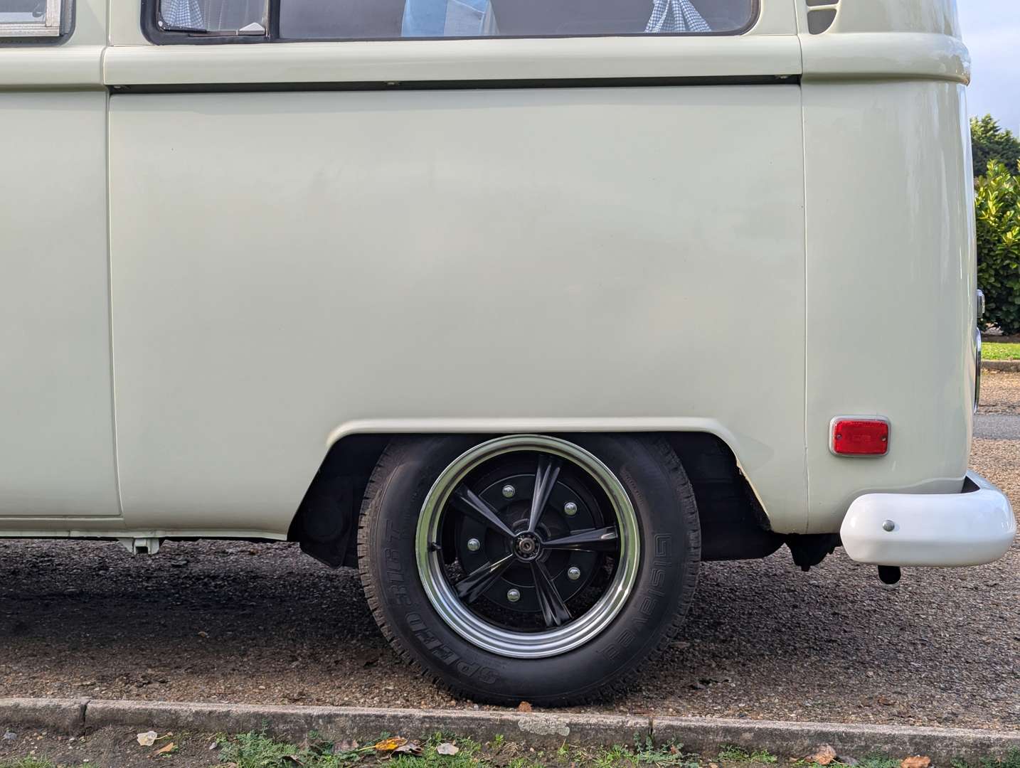 <p>1969 VW T2 WESTFALIA CAMPERVAN LHD</p>