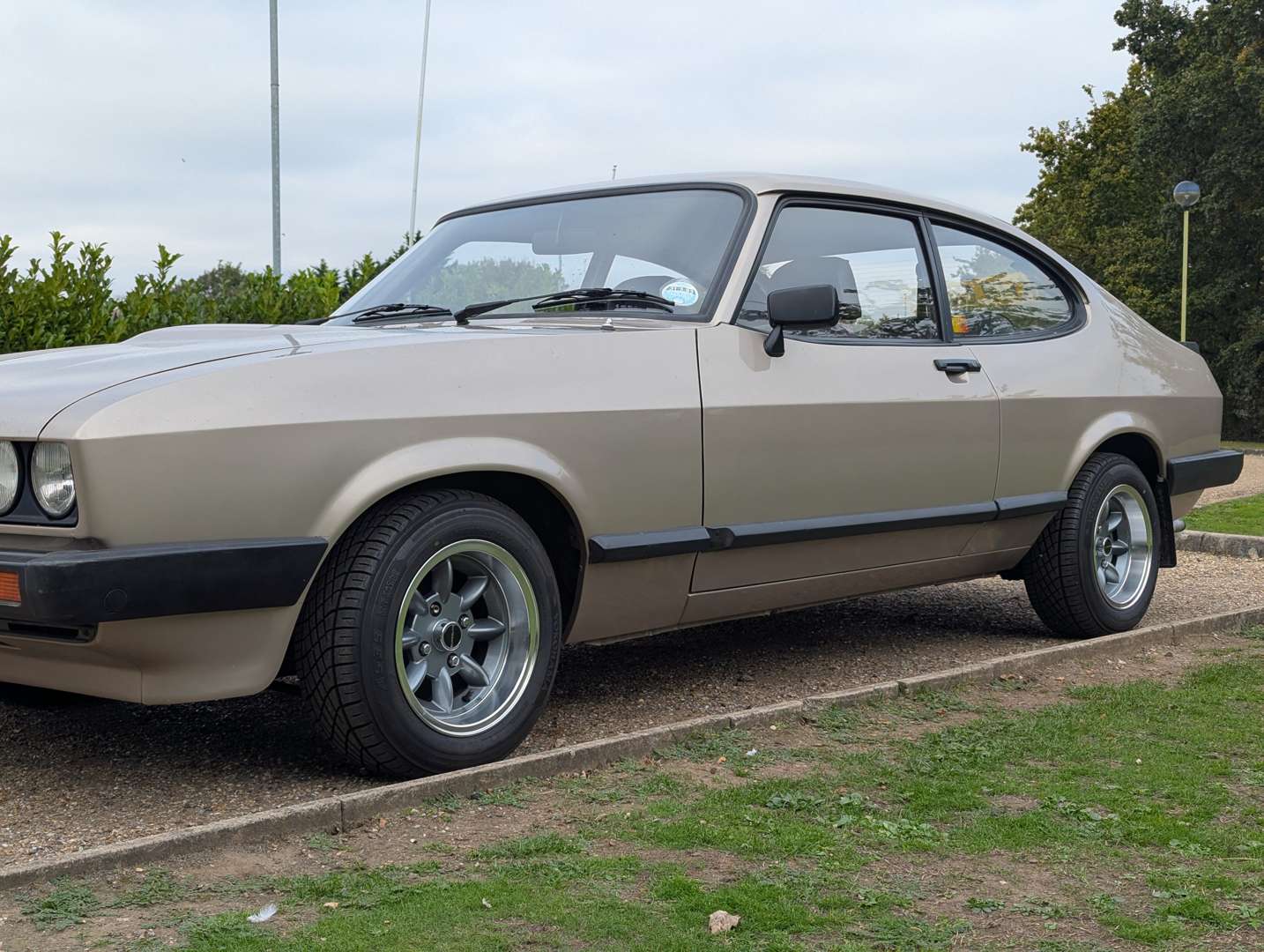 <p>1982 FORD CAPRI CABARET</p>
