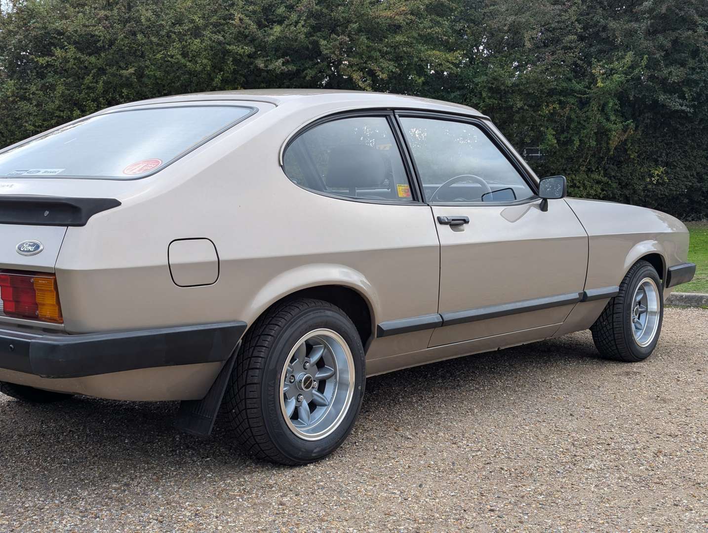 <p>1982 FORD CAPRI CABARET</p>