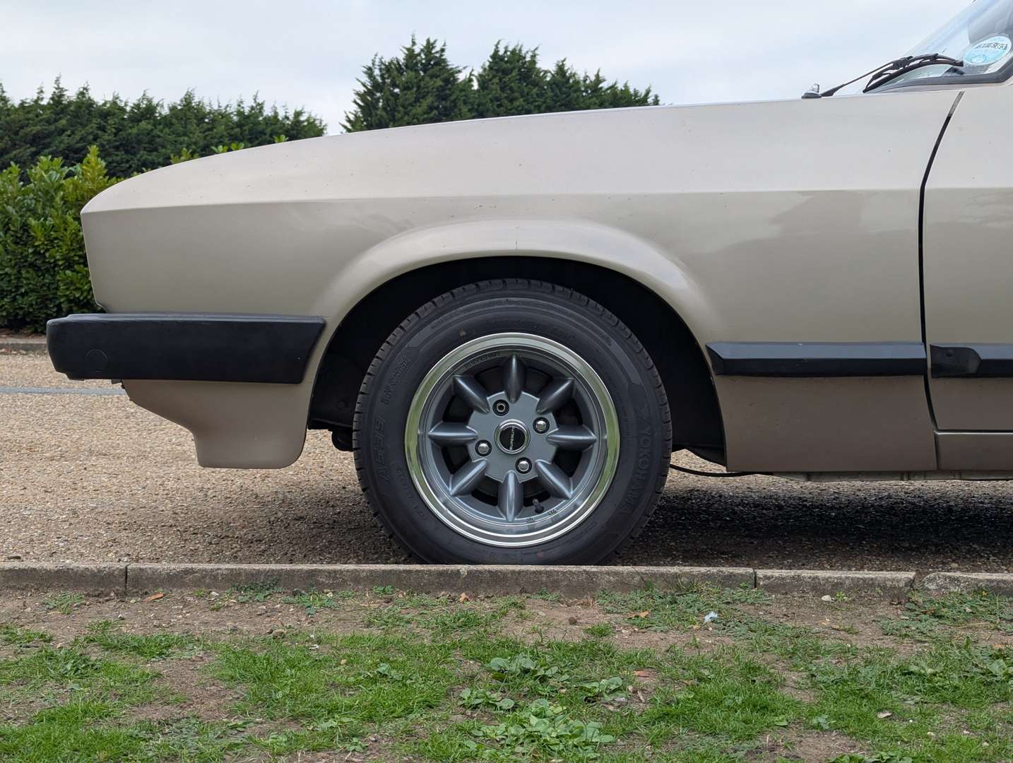 <p>1982 FORD CAPRI CABARET</p>