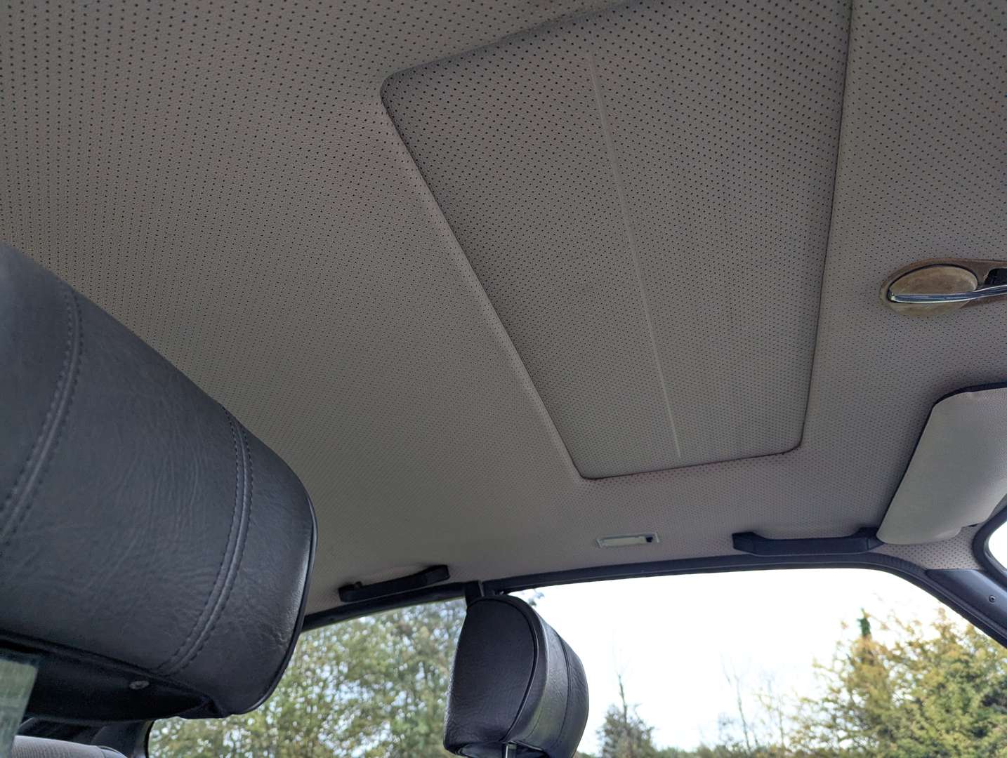 <p>1982 FORD CAPRI CABARET</p>