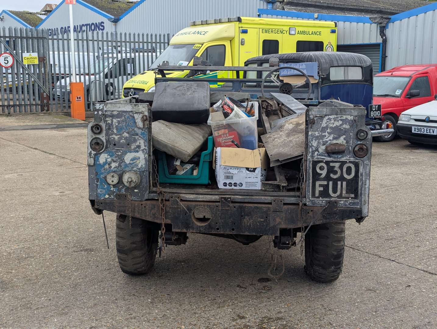 <p>1958 LAND ROVER SERIES II 88" SWB</p>