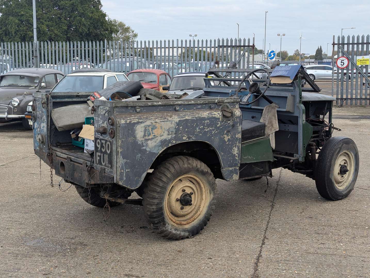 <p>1958 LAND ROVER SERIES II 88" SWB</p>
