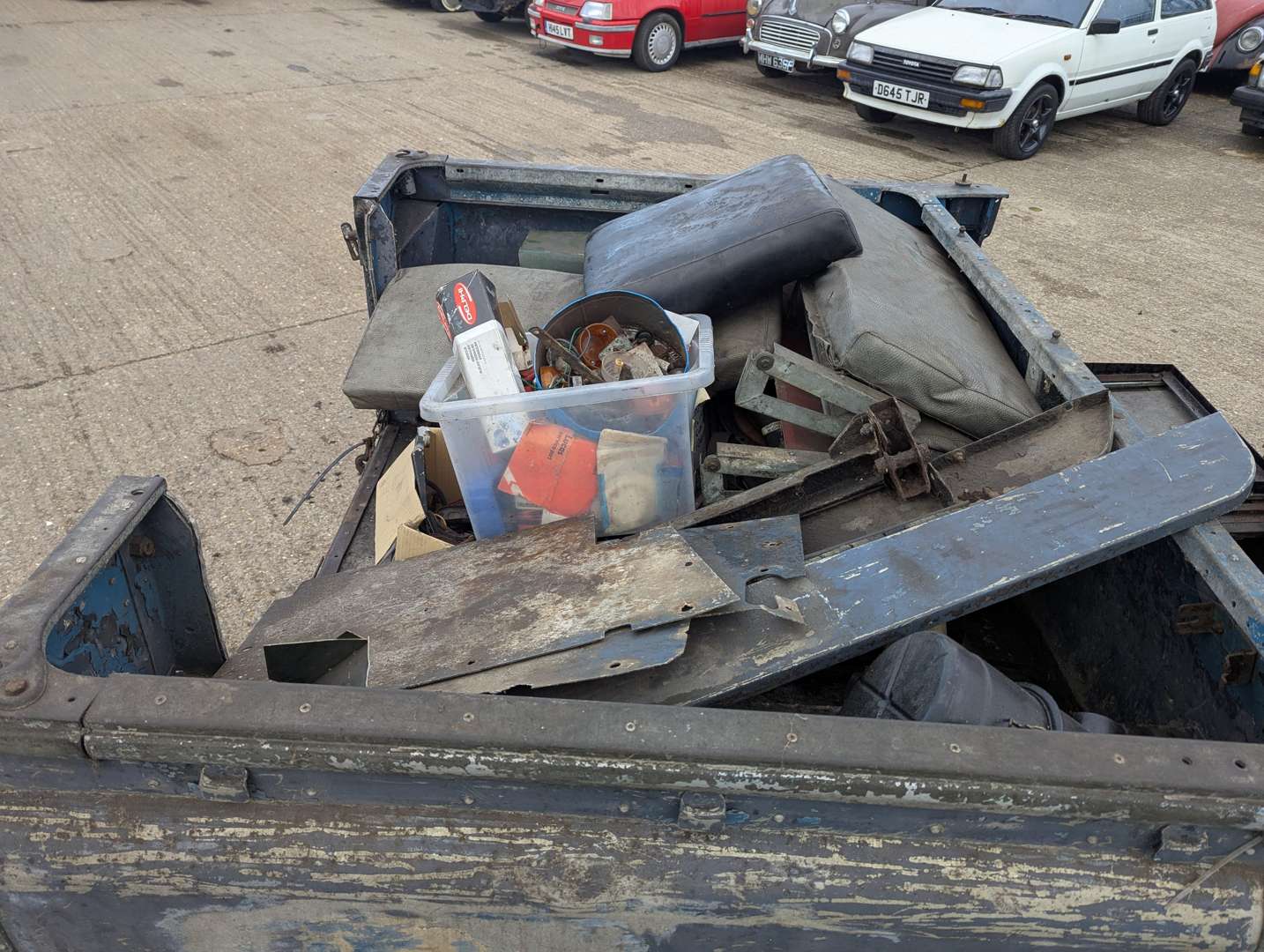 <p>1958 LAND ROVER SERIES II 88" SWB</p>