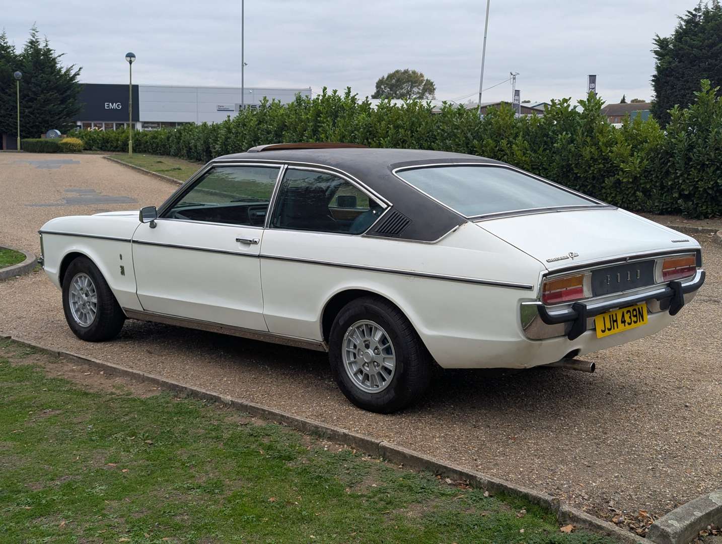 <p>1974 FORD GRANADA GHIA 3.0 AUTO COUPE</p>