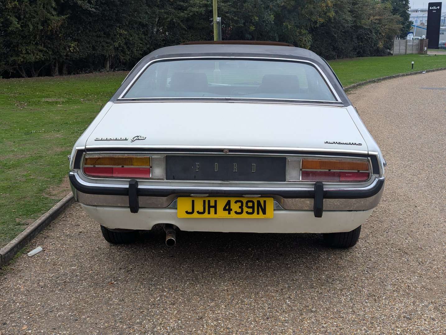 <p>1974 FORD GRANADA GHIA 3.0 AUTO COUPE</p>