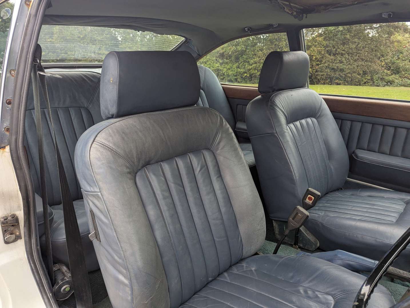 <p>1974 FORD GRANADA GHIA 3.0 AUTO COUPE</p>