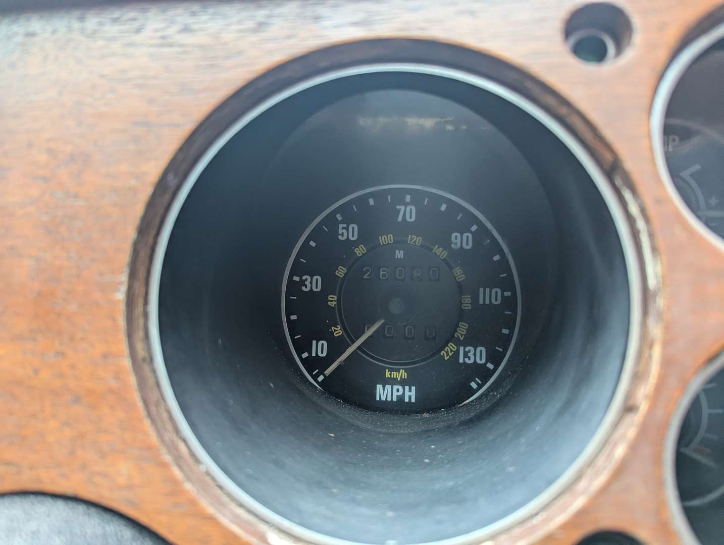 <p>1974 FORD GRANADA GHIA 3.0 AUTO COUPE</p>