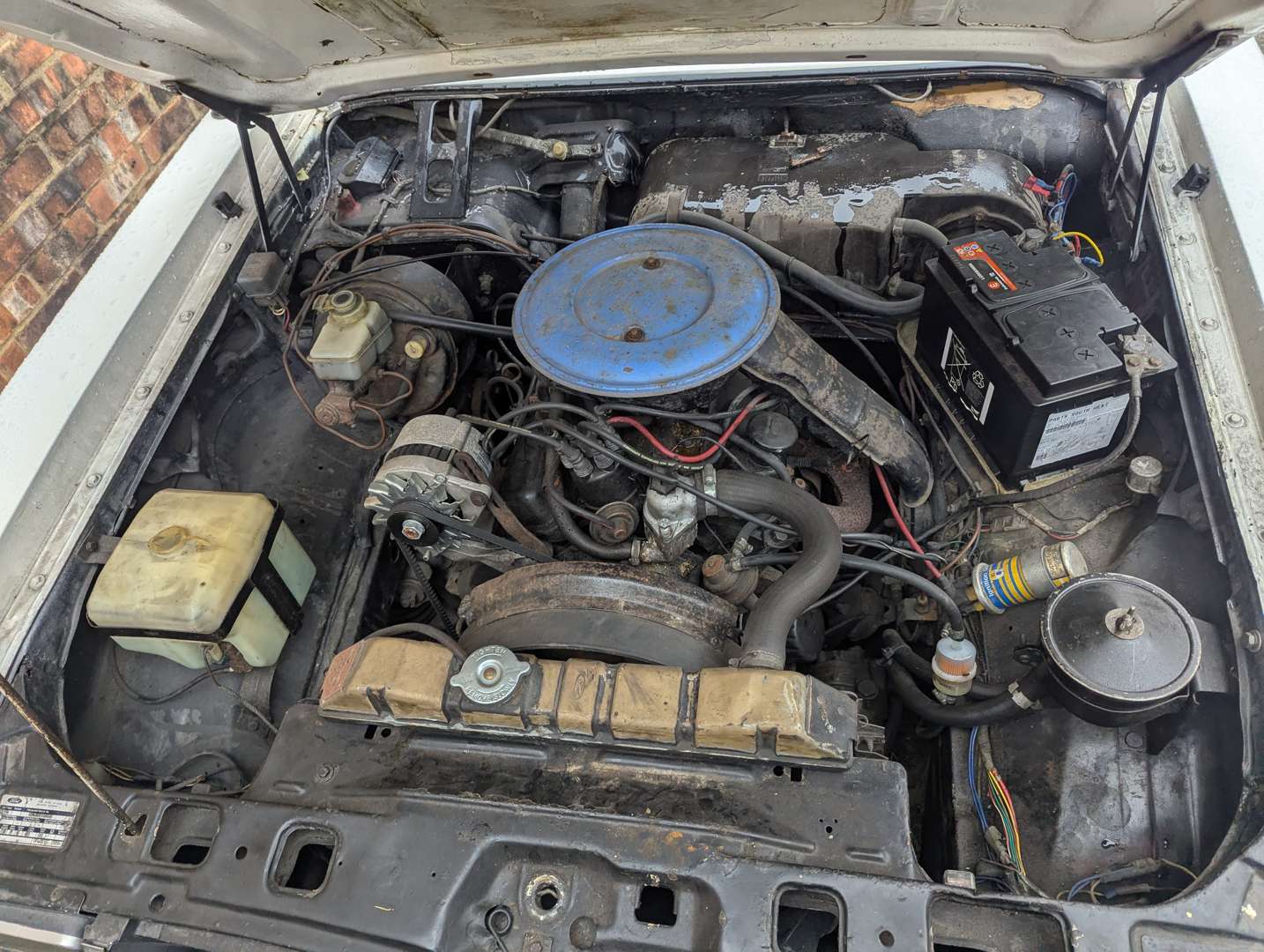 <p>1974 FORD GRANADA GHIA 3.0 AUTO COUPE</p>