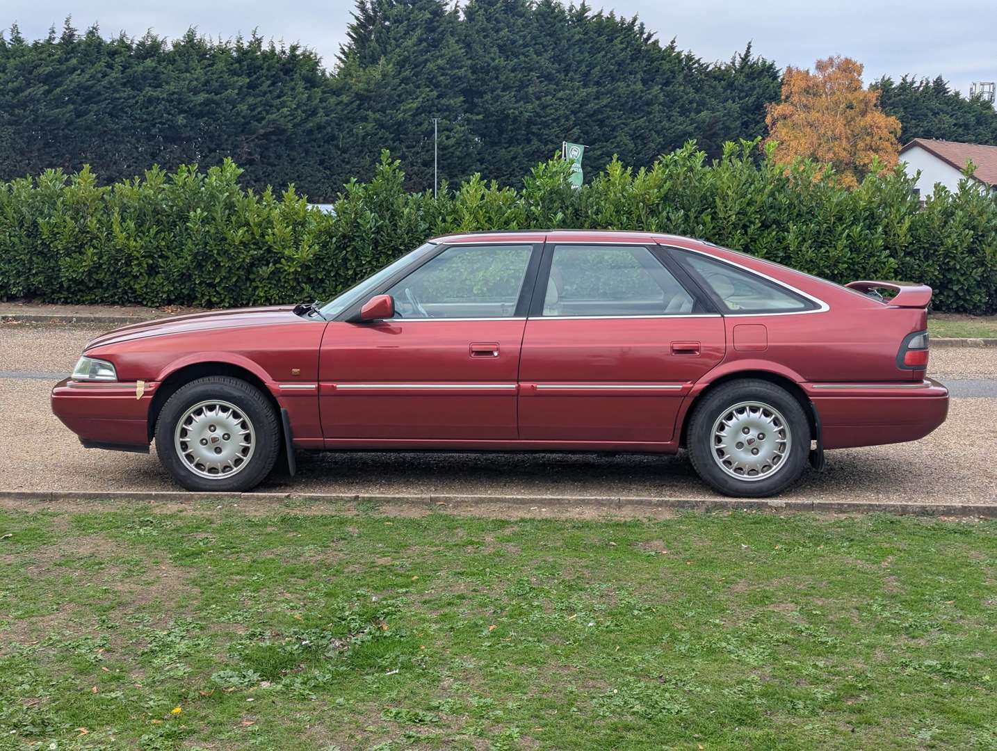 <p>1999 ROVER 825 STERLING AUTO</p>