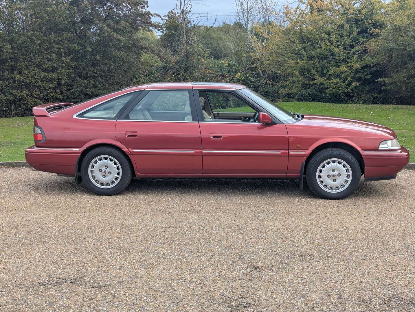 <p>1999 ROVER 825 STERLING AUTO</p>