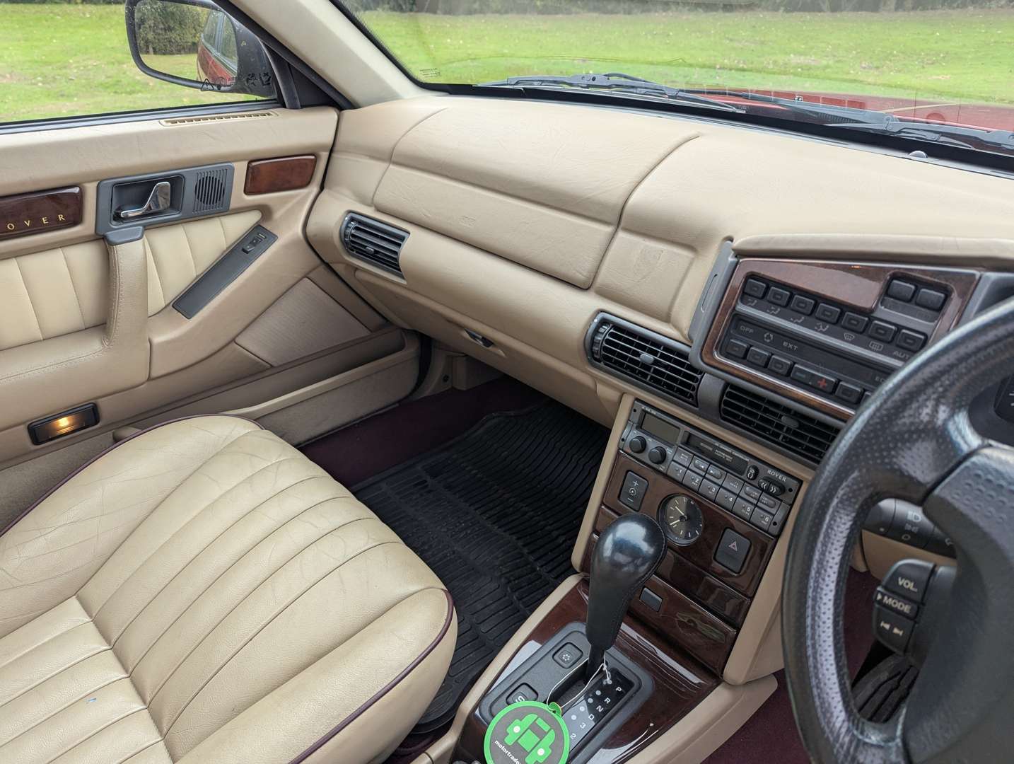 <p>1999 ROVER 825 STERLING AUTO</p>