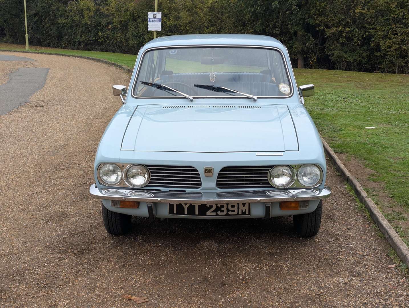 <p>1973 TRIUMPH 1500 FWD</p>