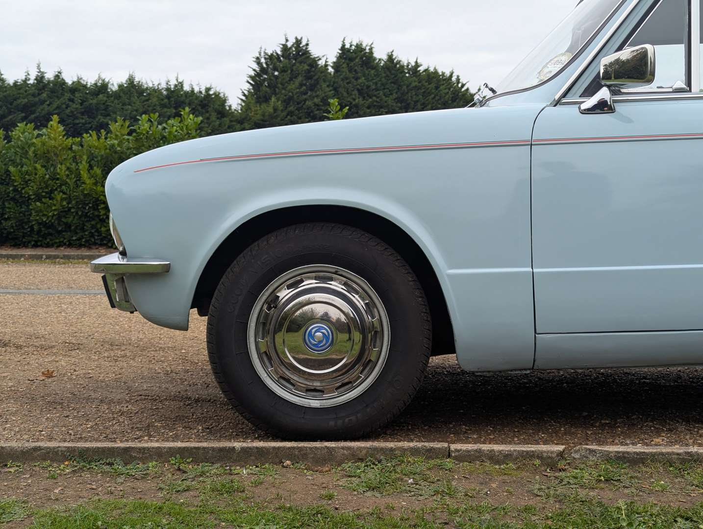 <p>1973 TRIUMPH 1500 FWD</p>