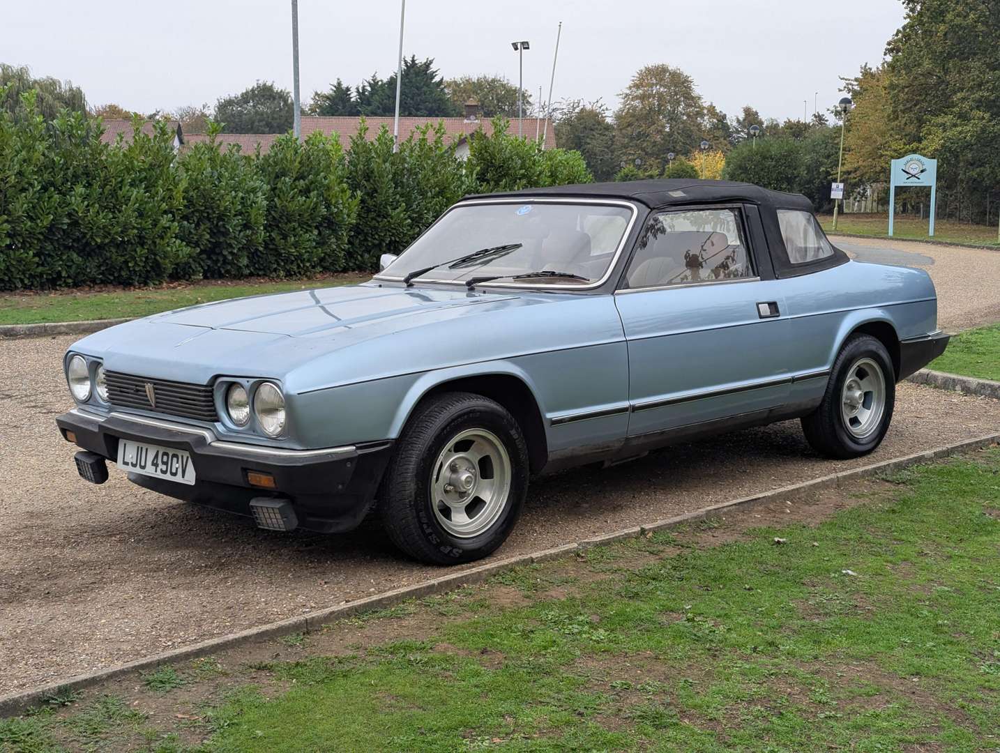 <p>1980 RELIANT SCIMITAR GTC</p>