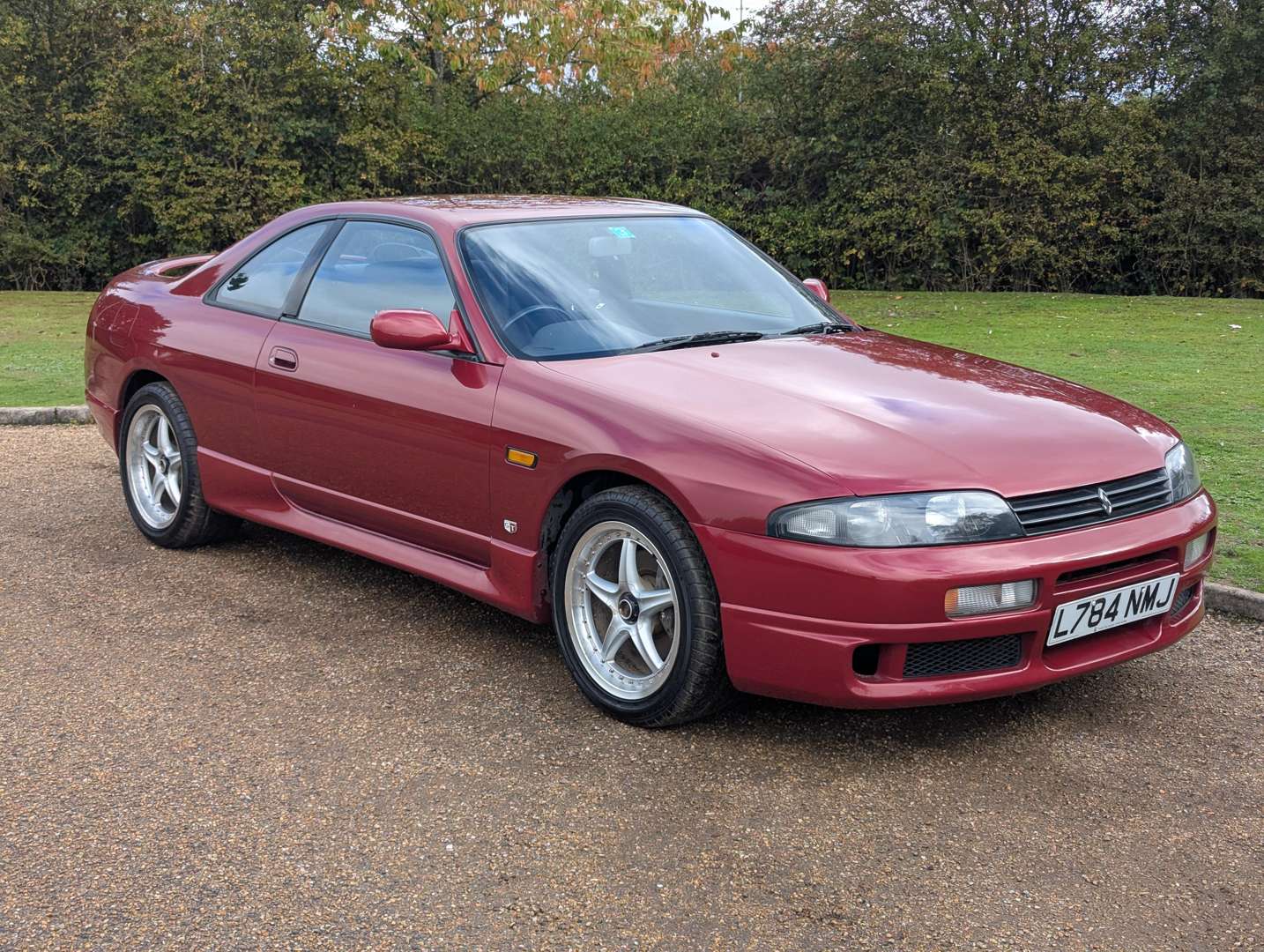 <p>1994 NISSAN SKYLINE (R33) GTST</p>