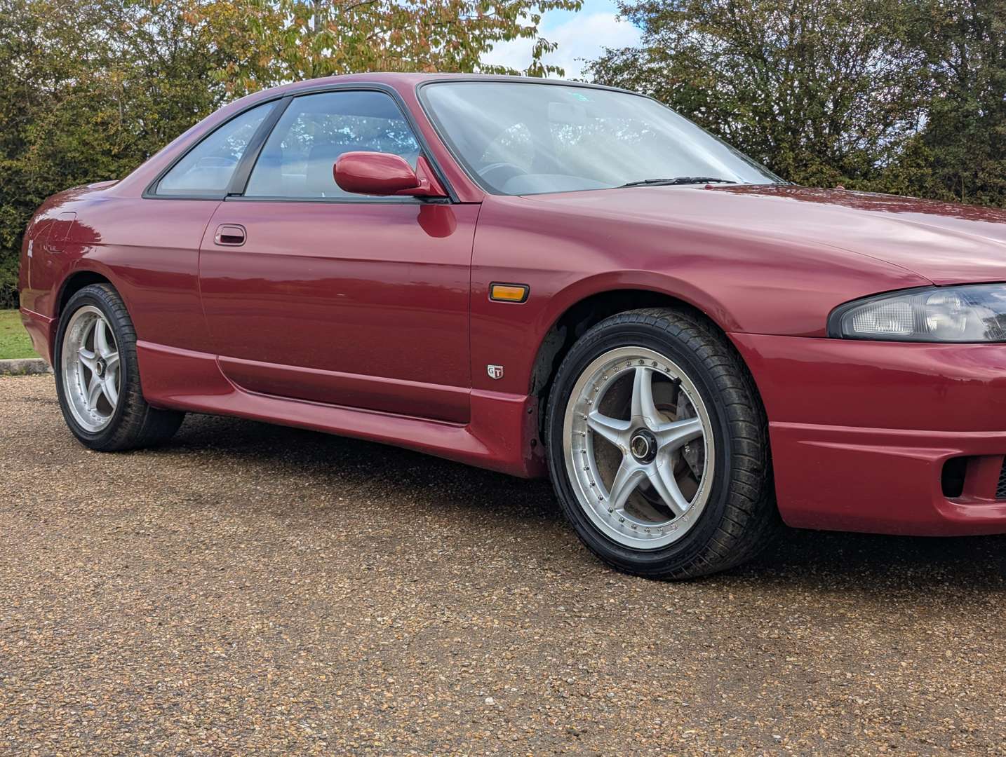 <p>1994 NISSAN SKYLINE (R33) GTST</p>