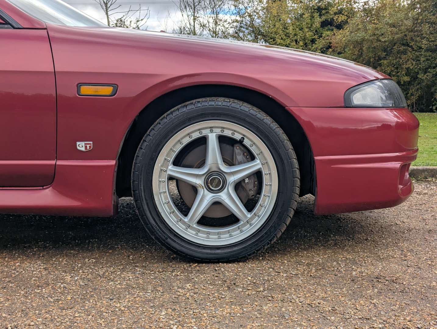 <p>1994 NISSAN SKYLINE (R33) GTST</p>