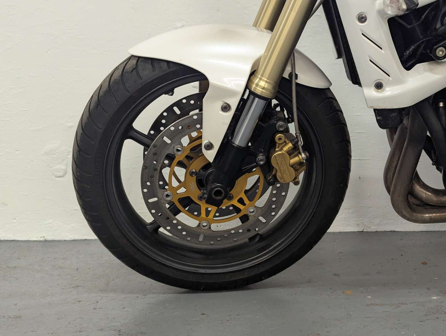 <p>2011 TRIUMPH STREET TRIPLE 675</p>